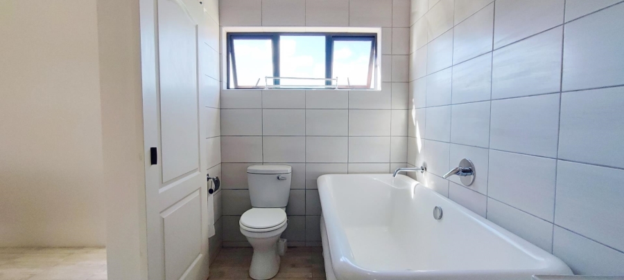 2 Bedroom Property for Sale in Franskraal Western Cape